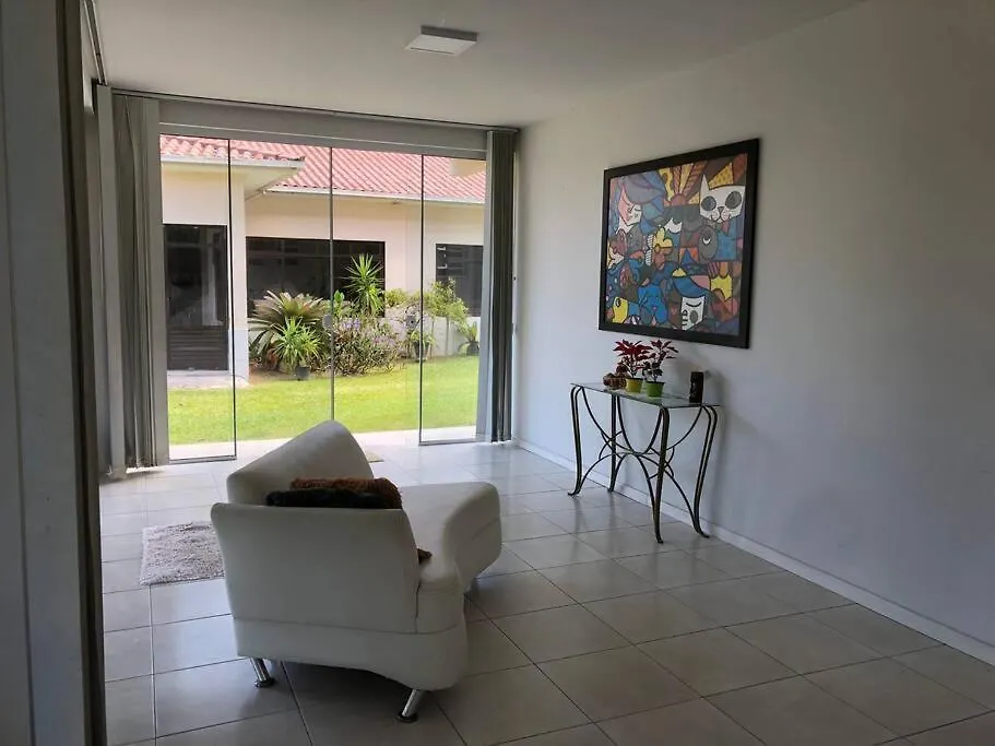 Paraiso Com Piscina Para As Ferias Em Familia Florianópolis 0*,  Brazilië